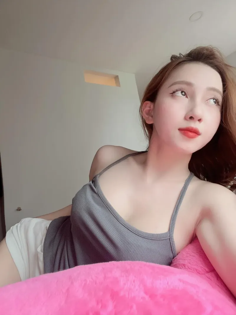 Ảnh avatar con gái cute mang lại vẻ dễ thương, tươi mới cho mọi profile.