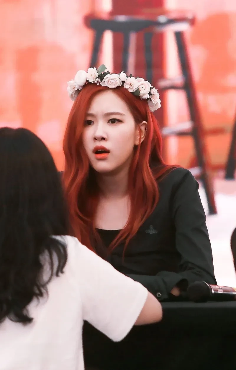 Memes Blackpink lan tỏa niềm vui với hình ảnh hài hước.