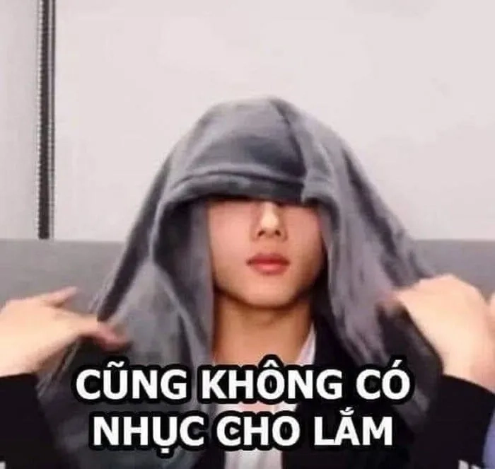 Meme quê la quê la quê khắc họa sự vui nhộn trong tình huống đời thường.