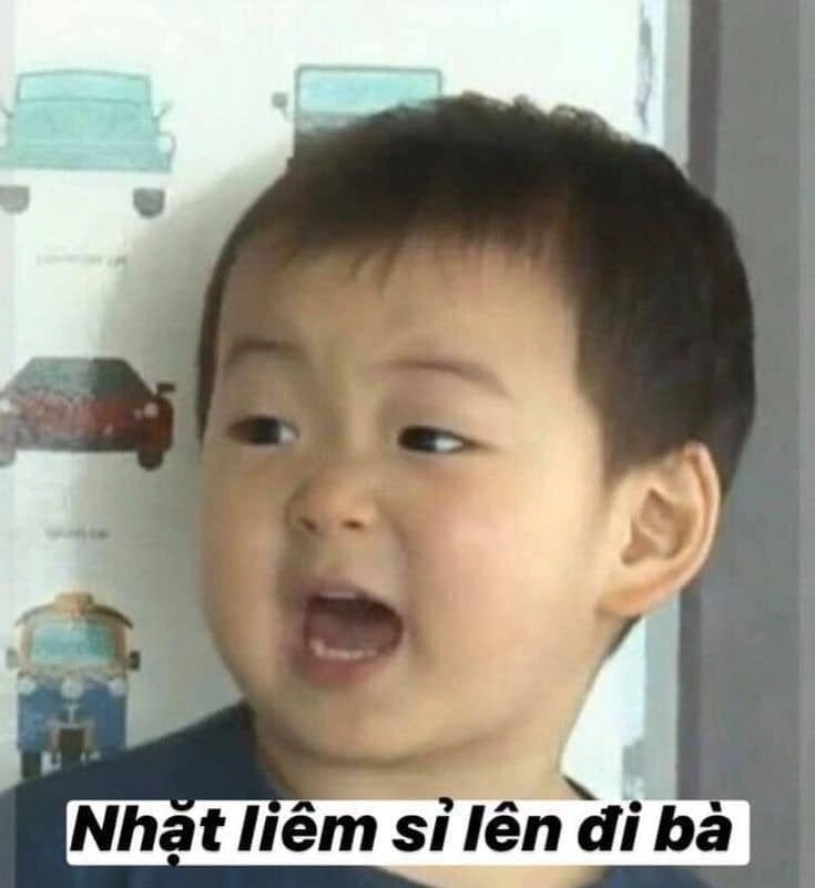 Meme em bé thả tim lãng mạn, lan tỏa yêu thương qua từng hình ảnh.