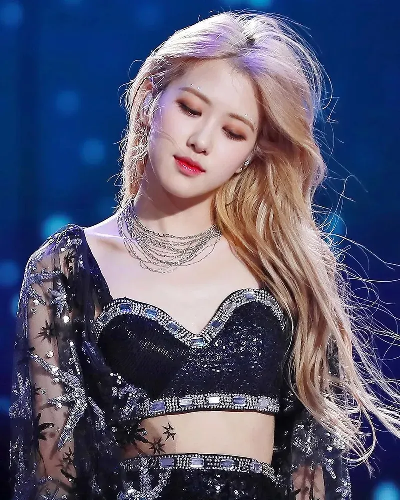 Làm mới máy tính với hình nền Rose Blackpink đầy cảm hứng