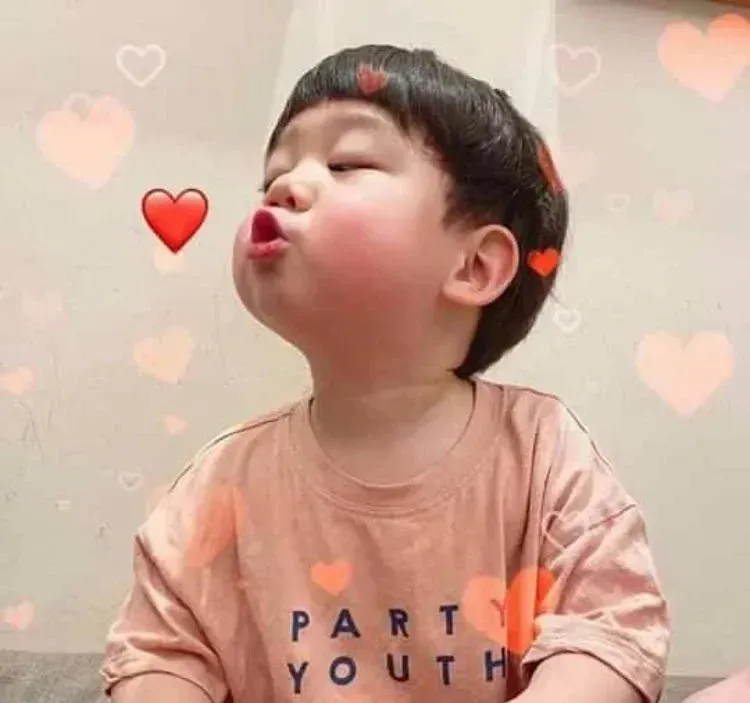 Meme tình yêu dễ thương, đầy vui nhộn làm bạn không thể ngừng cười meme love cute.