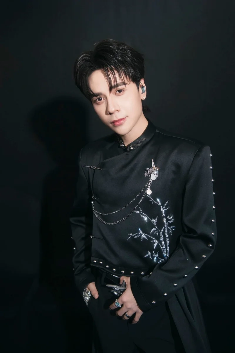 Thưởng thức những hình ảnh quang hùng masterd cute đáng yêu