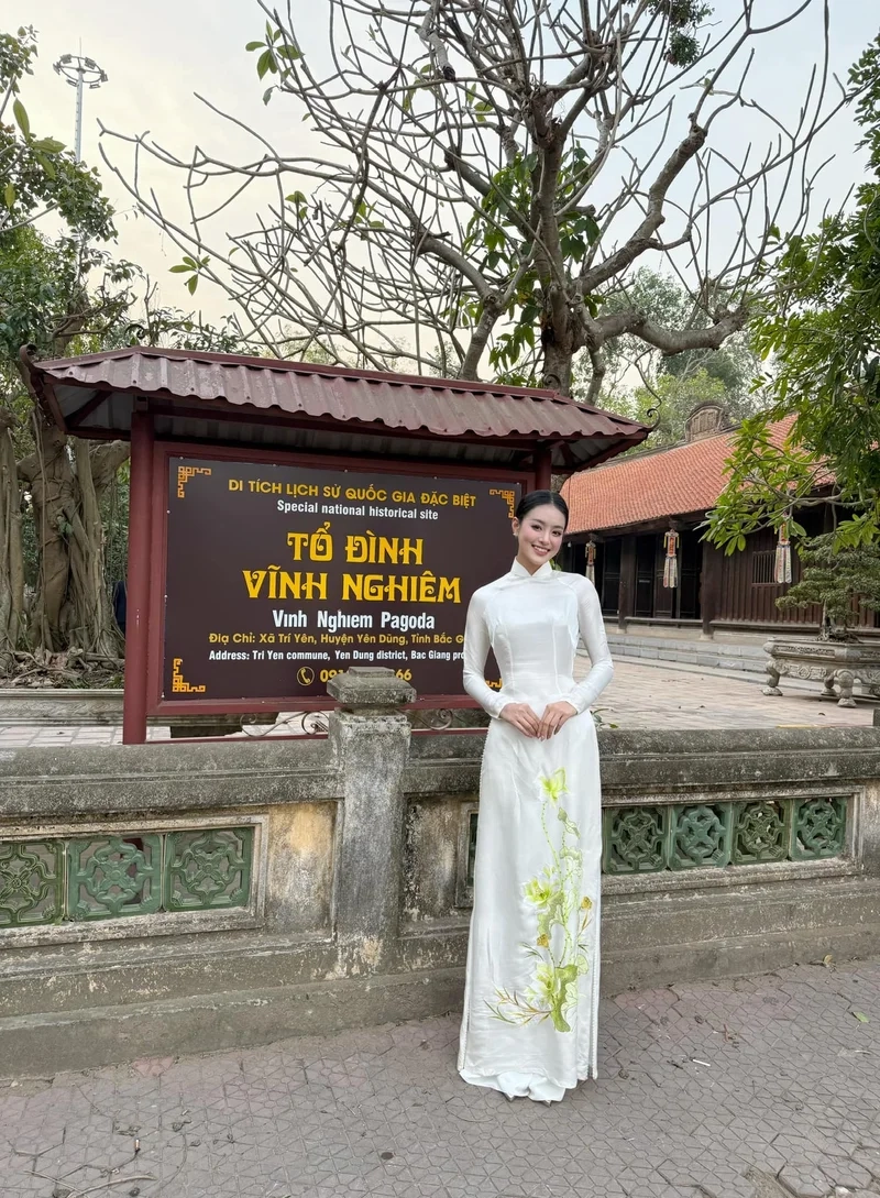 Bạn biết Bùi Khánh Linh cao bao nhiêu chưa