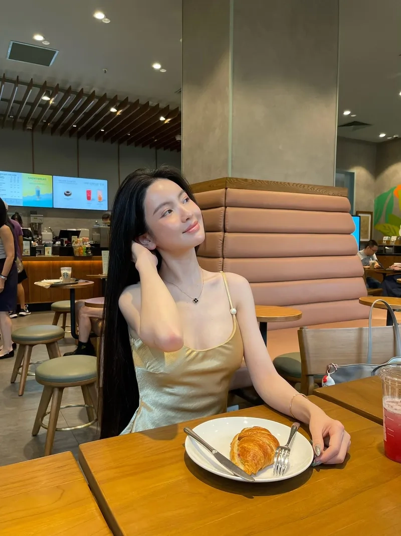 Ngắm nhìn loạt ảnh Chu Thanh Huyền cực đẹp