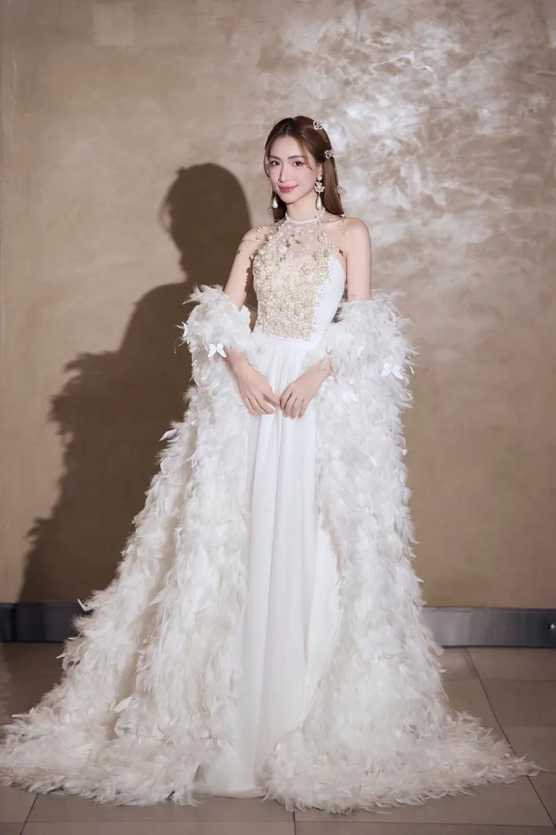 Khám phá ca khúc nổi bật kén cá chọn canh hòa minzy