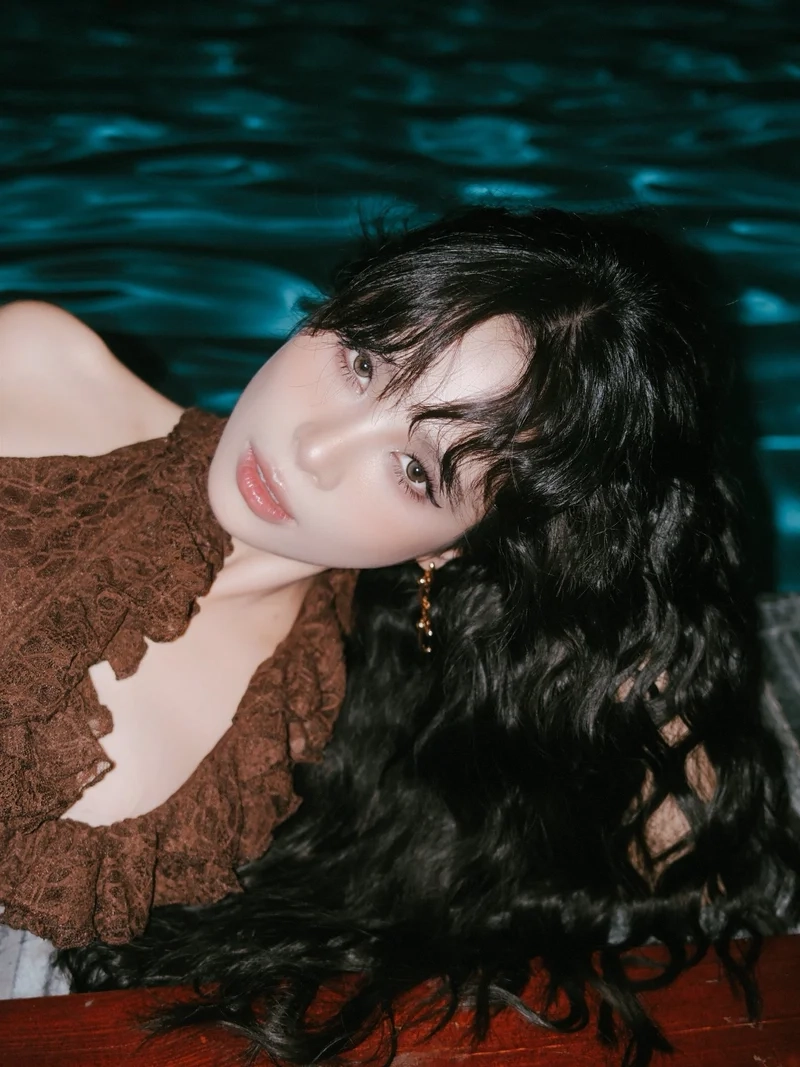 Theo dõi hoạt động qua Ca nương Kiều Anh Instagram ngay