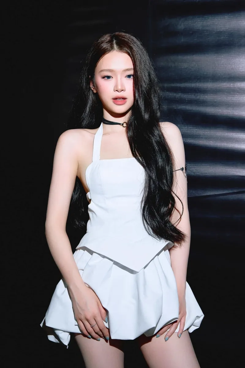 Bộ sưu tập Hình ảnh Linh Ka đa dạng phong cách không thể bỏ lỡ
