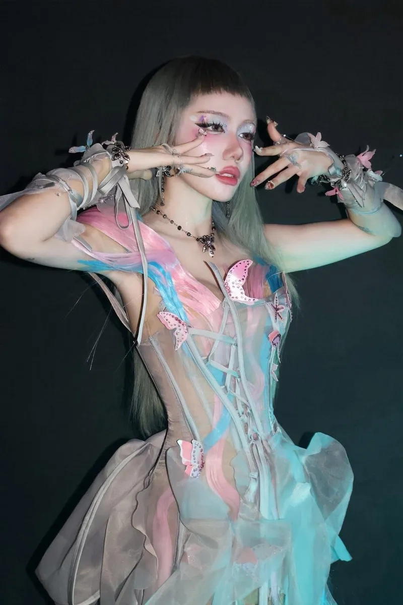 Lắng nghe bài hát buồn Missing You Phương Ly đầy tâm trạng