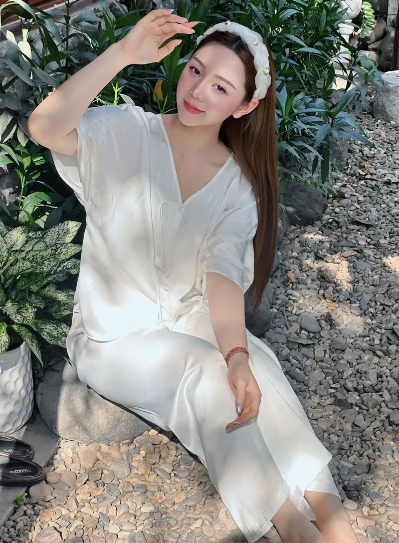 Ngắm nhìn Quỳnh Kool Hà Nội trong mắt em cực đẹp
