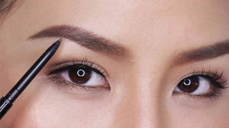 Tướng lông mày tốt và sự liên kết với vận mệnh