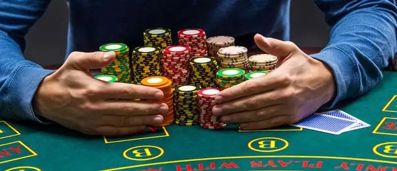 Baccarat BET88 có tỷ lệ nhà cái chỉ 1.06%, cơ hội thắng cao. Khám phá bí kíp đánh trăm ván thắng chín mươi và chiến thuật cầu bệt giúp bạn bứt phá ngay hôm nay!