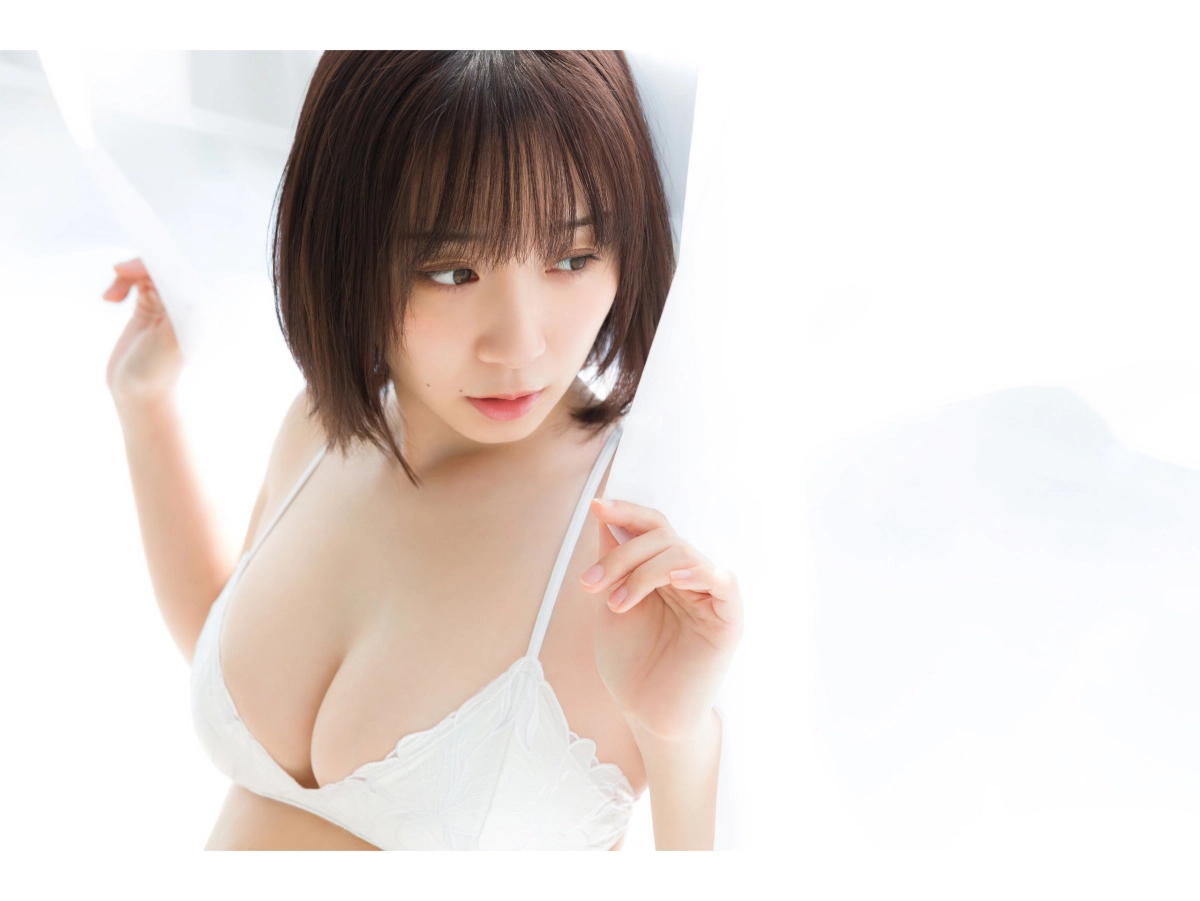 Em gái áo đen nhảy khoe hàng gợi cảm cuốn hút em nhảy