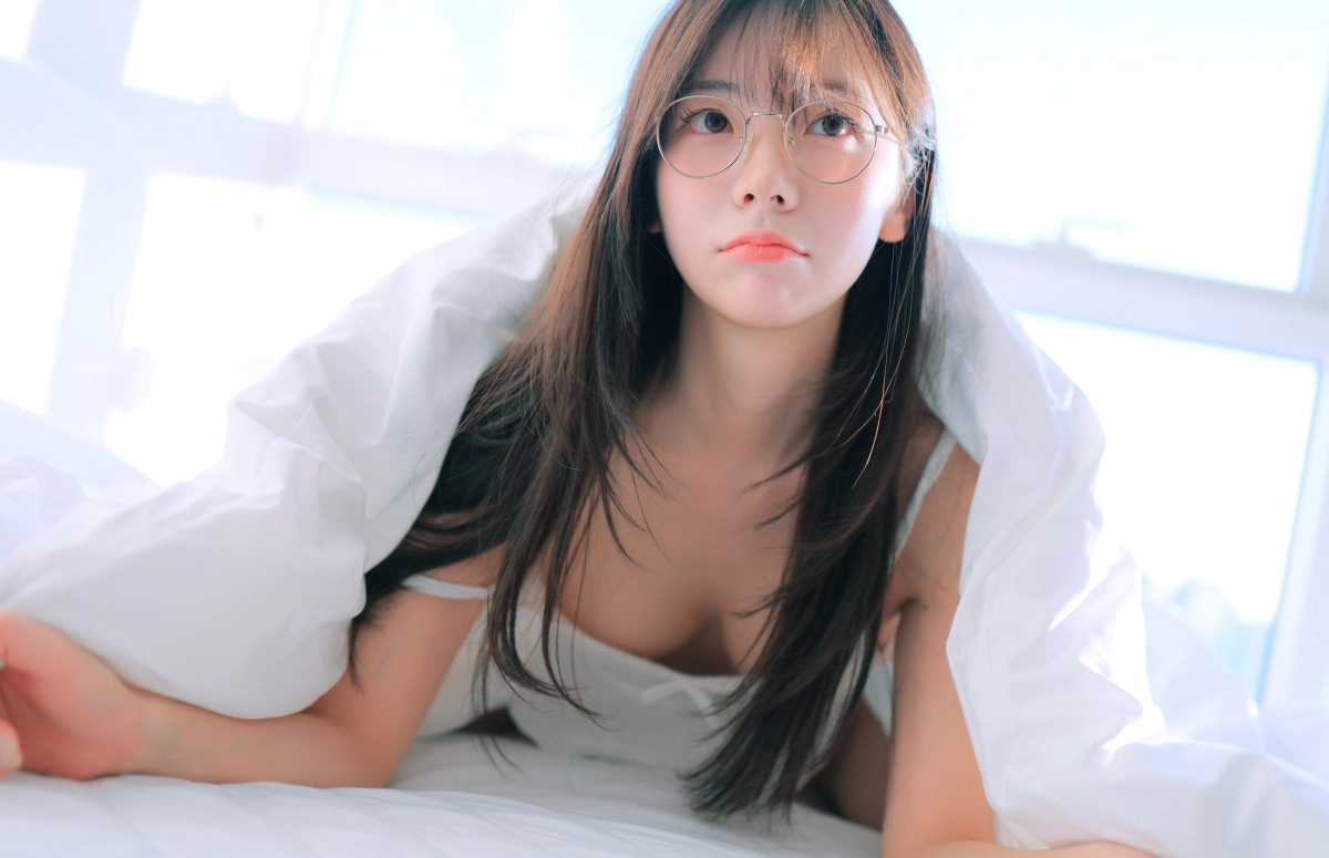 Gái xinh tự bóp vú quyến rũ nóng bỏng tự bóp cực sexy