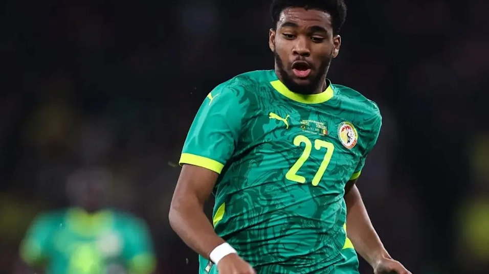 Phân tích Ibrahim Mbaye