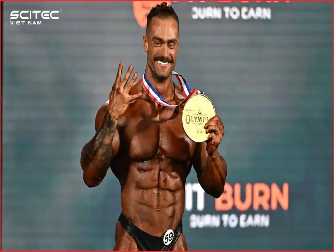 Hành trình vĩ đại của vận động viên Chris Bumstead ông hoàng Classic Physique