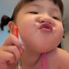 106+ ảnh meme hôn siêu đáng yêu và hài hước cho năm 2026