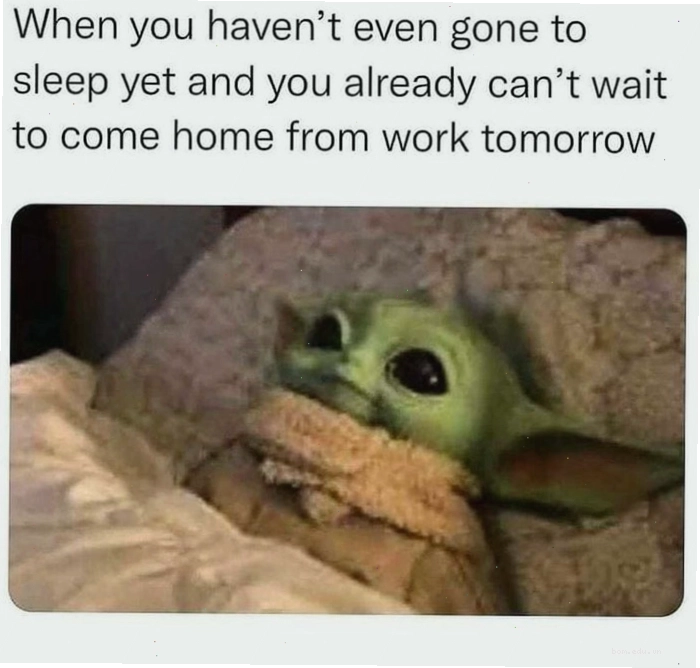Baby Yoda trông mệt mỏi và choáng ngợp