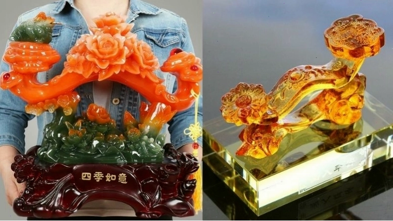 Bàn làm việc là vị trí lý tưởng để đặt gậy Như Ý