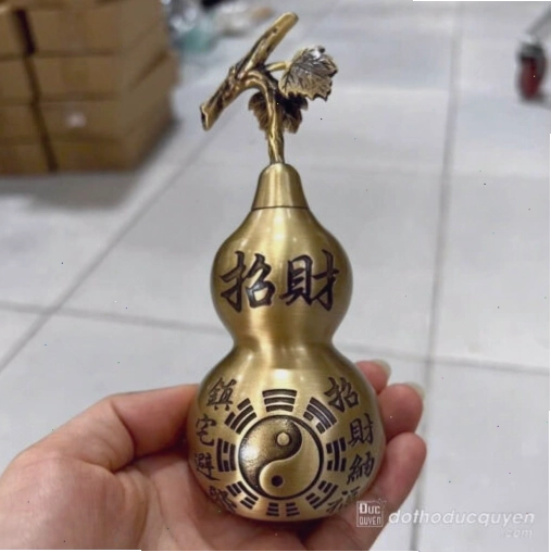 Bộ đôi hồ lô đồng nhỏ gọn, thích hợp đặt bàn làm việc