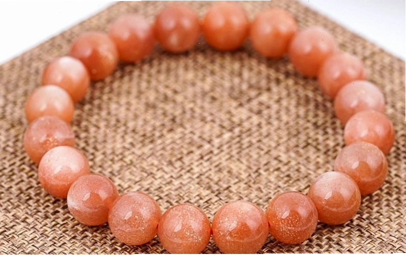 Đá Mặt Trời mang lại năng lượng tích cực
