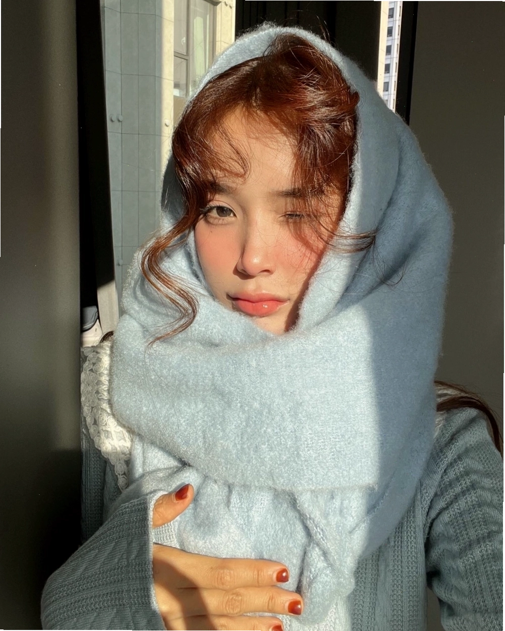 Gái cute học sinh trong bộ đồng phục thanh xuân
