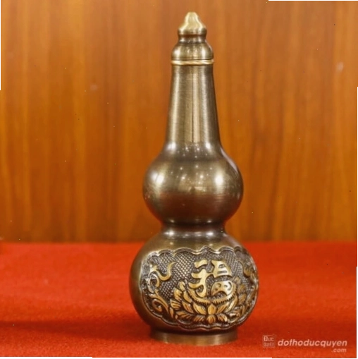 Hồ lô bằng đồng tinh xảo, mang ý nghĩa tài lộc