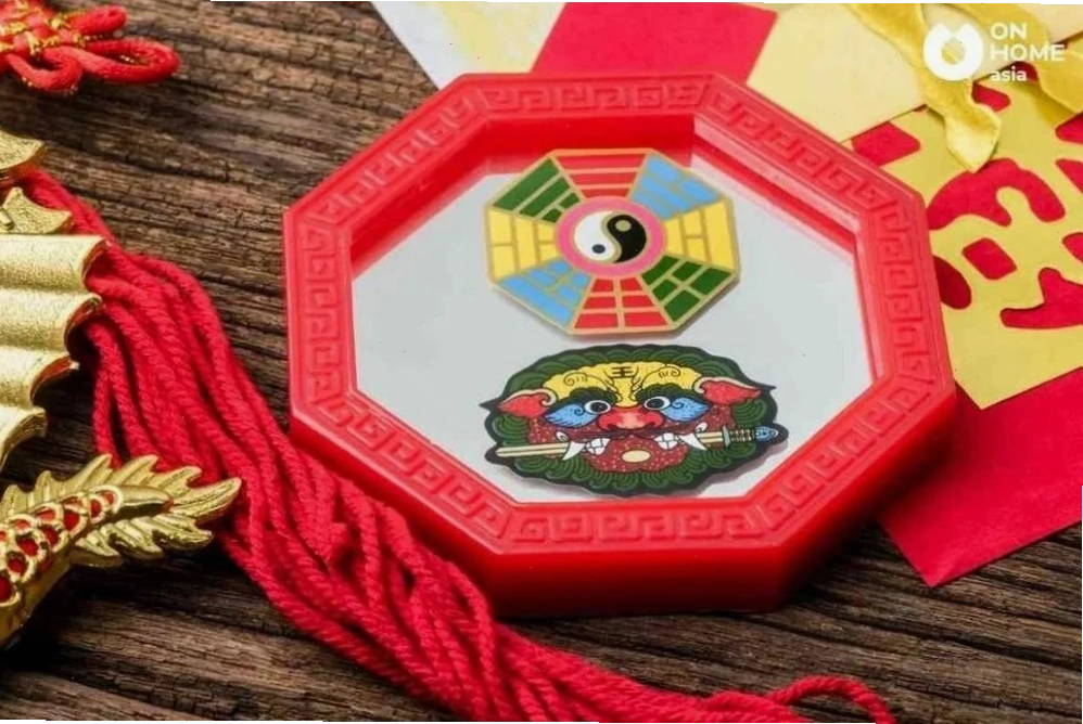 Hóa giải phong thủy xấu bằng gương bát quái