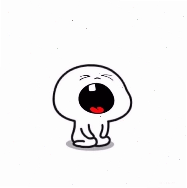 Meme mèo cười nhếch mép đầy vẻ tinh ranh