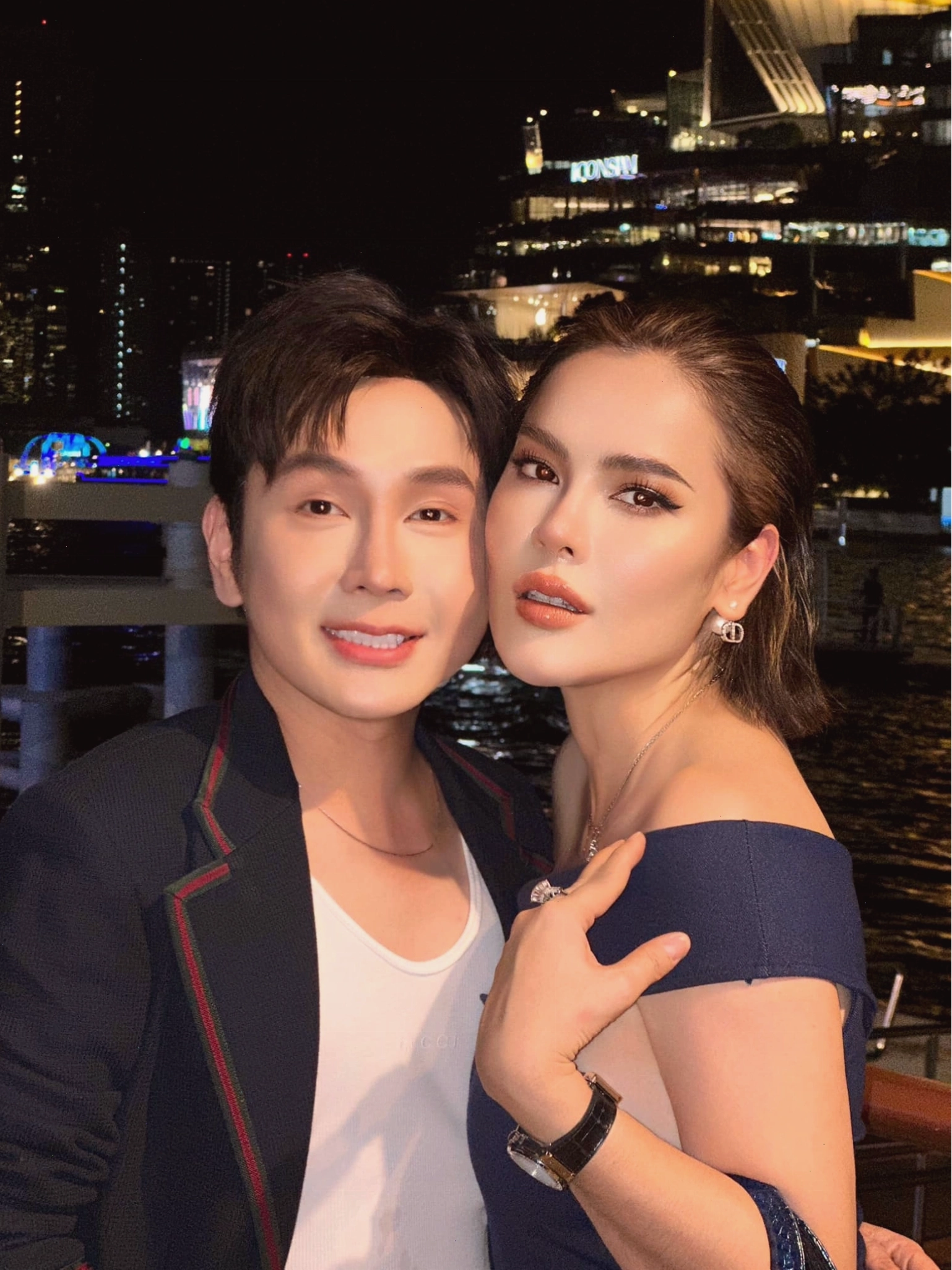 Phòng khách sang trọng của Hoa hậu Phương Lê