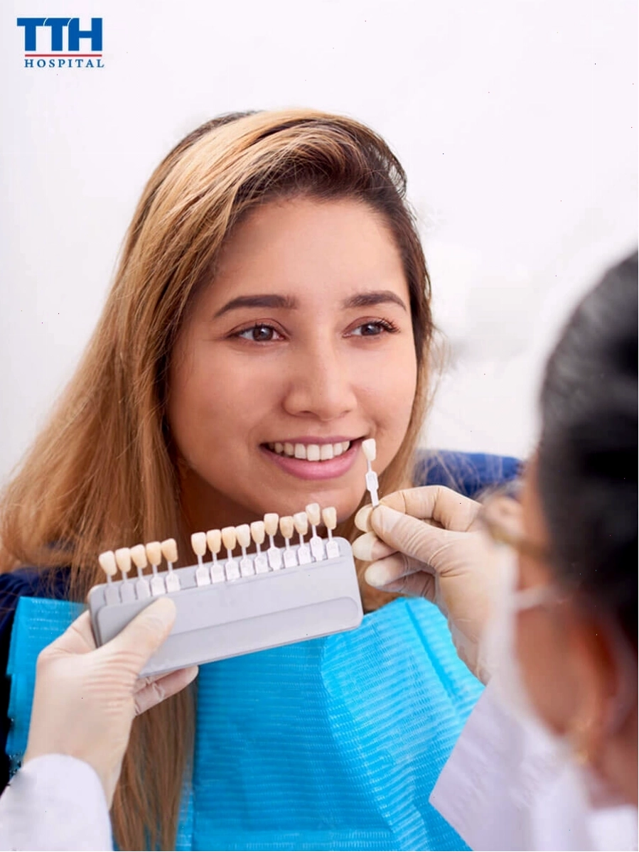 So sánh hình ảnh trước và sau khi bọc răng sứ hoặc dán veneer