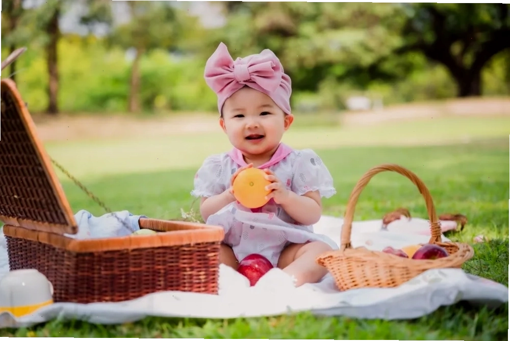 Tên con gái họ Nguyễnthể hiện sự dịu dàng và thanh cao