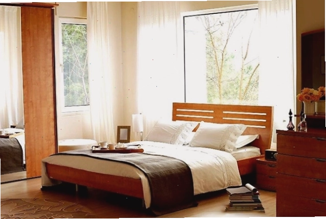Tránh đặt giường ngủ đối diện cửa sổ